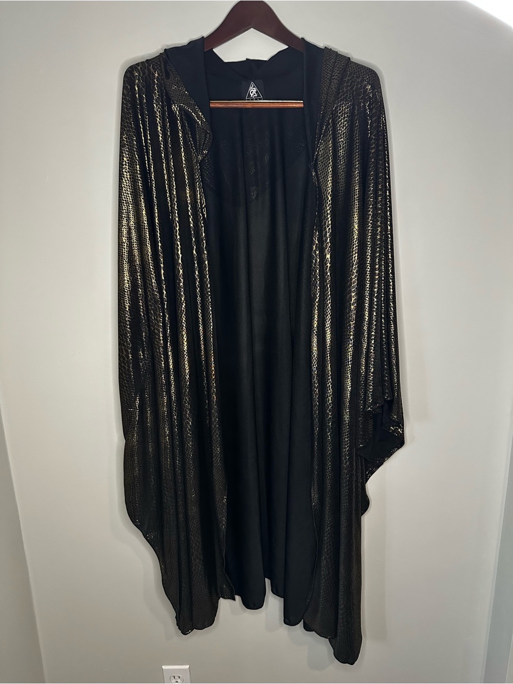 Zenma Black Gold Metallic Snakeskin Duster Poncho OS